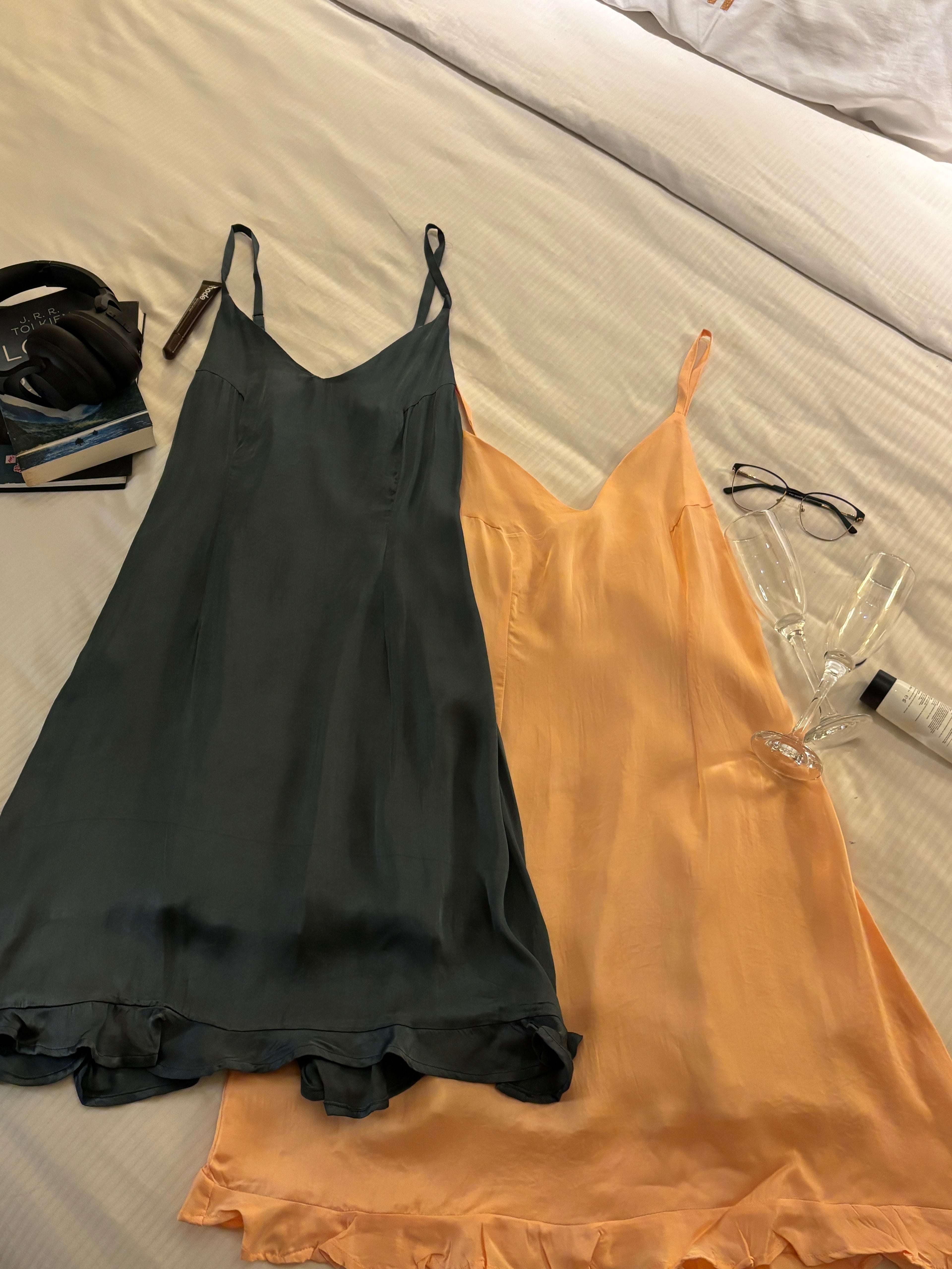 Sugar Ruffle - Knee Dress